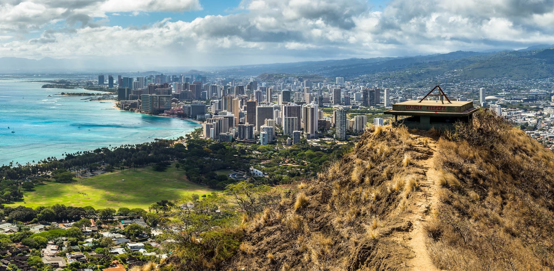 A Diamond Head panorámájáért megéri leküzdeni a kaptatót