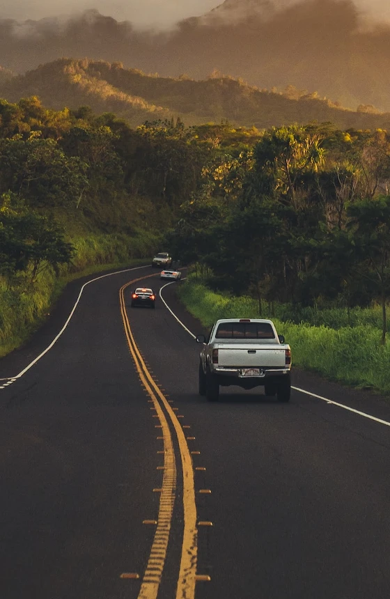 hawaii autóbérlés tudnivalók parkolás tankolás biztosítás